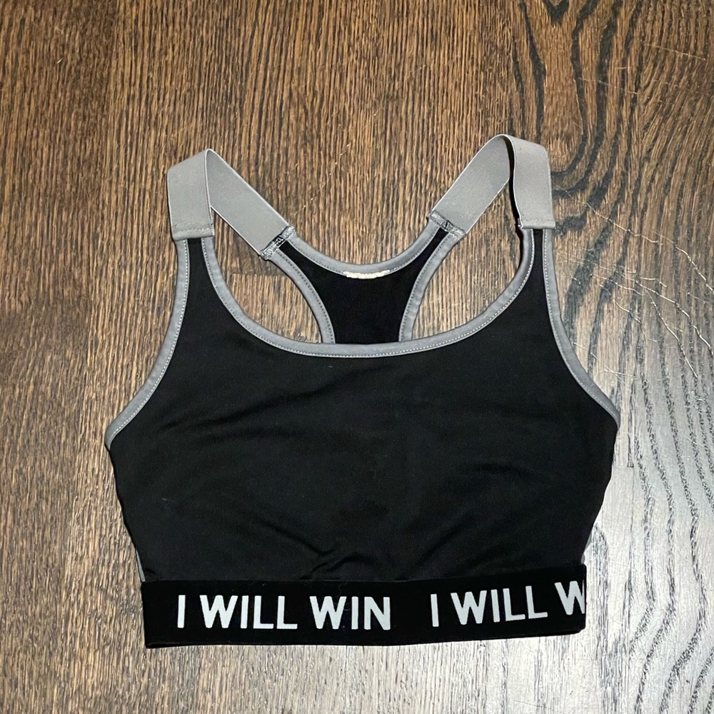 SPORTS BRA